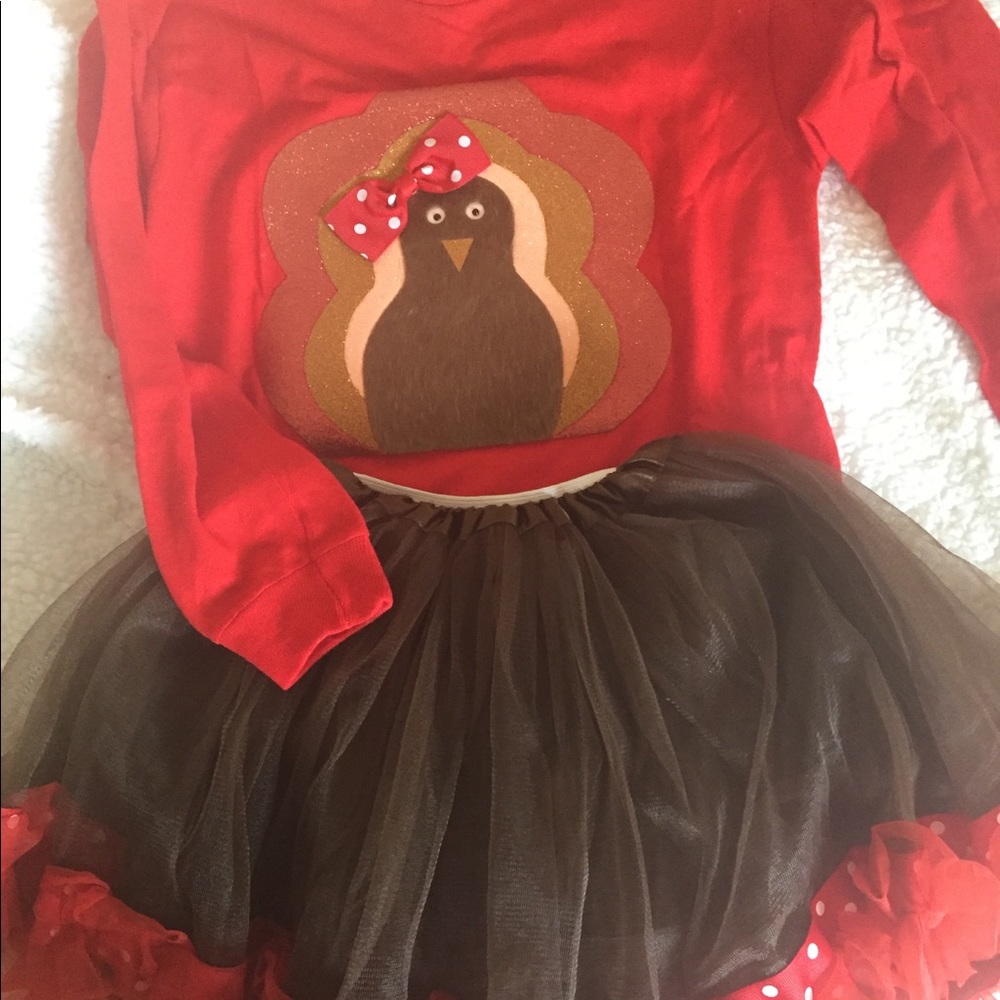 Girl’s Thanksgiving Day outfit
